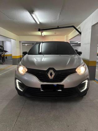 RENAULT CAPTUR 1.6 16V SCE FLEX LIFE X-TRONIC RENAULT CAPTUR 1.6 16V SCE FLEX LIFE X-TRONIC